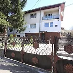 Quiet & Cosy Hillside Hideway Near Bus & Train St Appartement Sarajevo