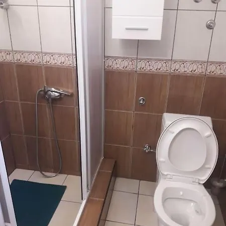 Lägenhet Quiet & Cosy Hillside Hideway Near Bus & Train St Sarajevo