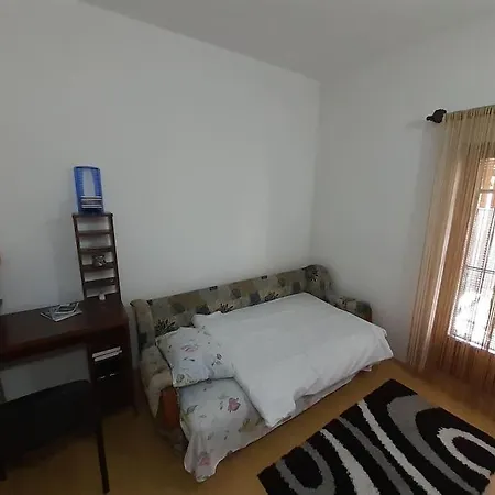 Quiet & Cosy Hillside Hideway Near Bus & Train St Apartment Sarajevo