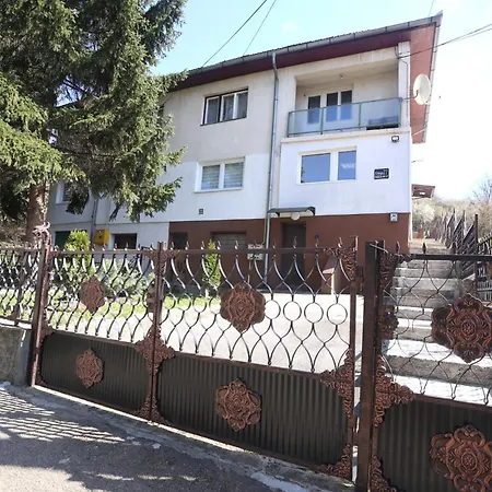 Quiet & Cosy Hillside Hideway Near Bus & Train St Appartement Sarajevo